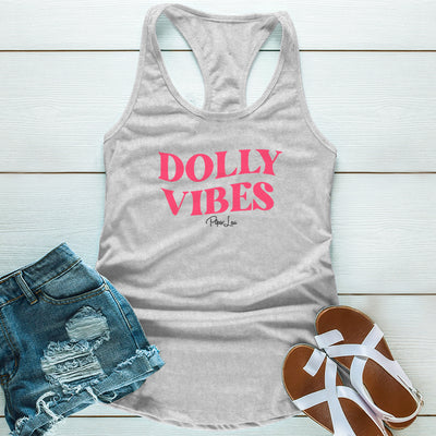 Dolly Vibes Graphic Tee